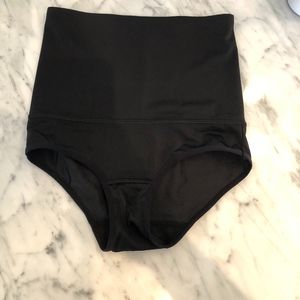 Smoothform high waisted underwear